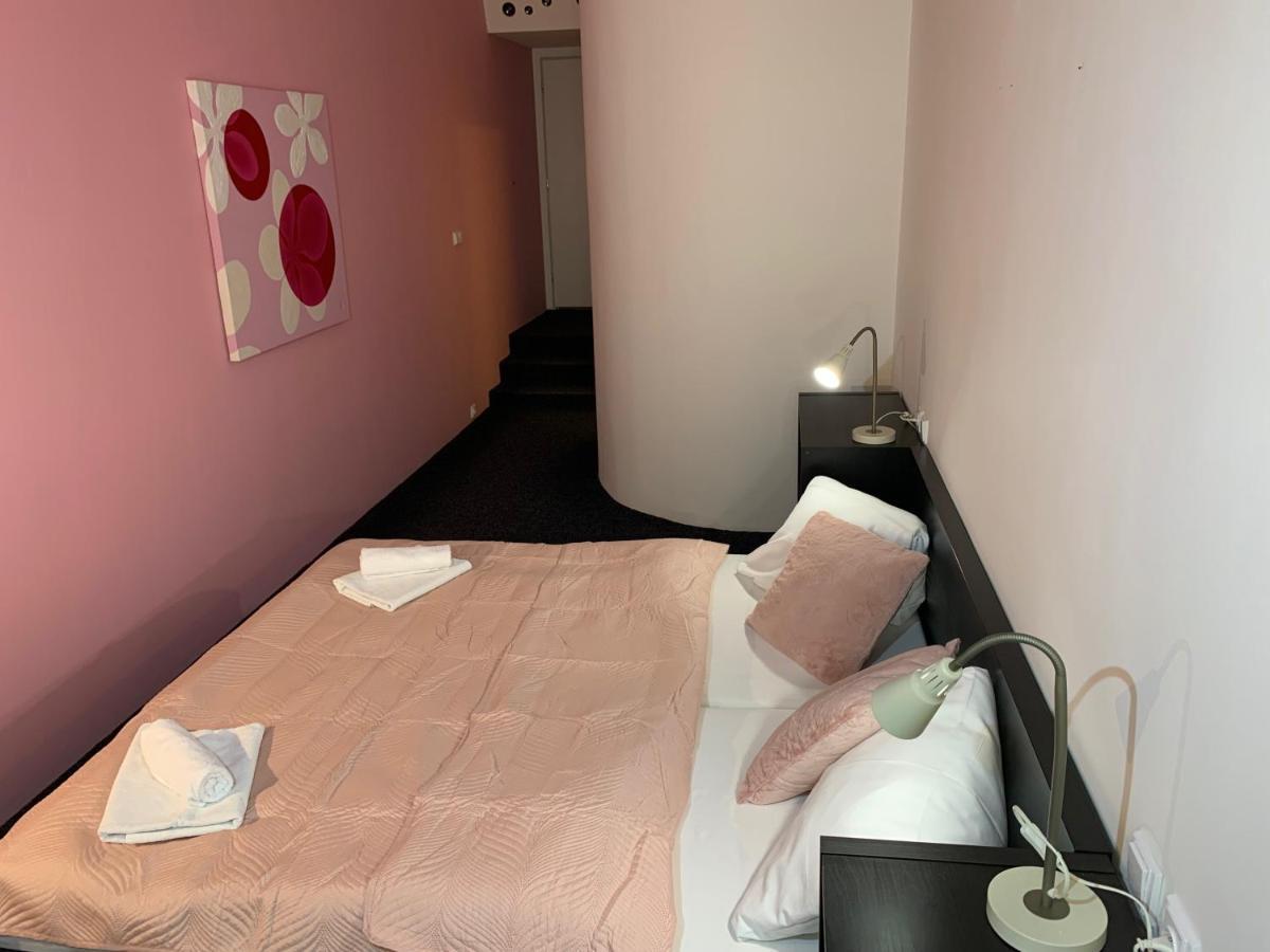 Penzion A Restaurace 14 Hostinné Kültér fotó